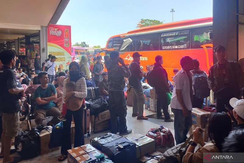 Volume Arus Mudik di Terminal Kalideres Turun 51 Persen